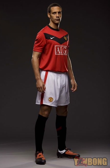 MU new jersey 1.JPG